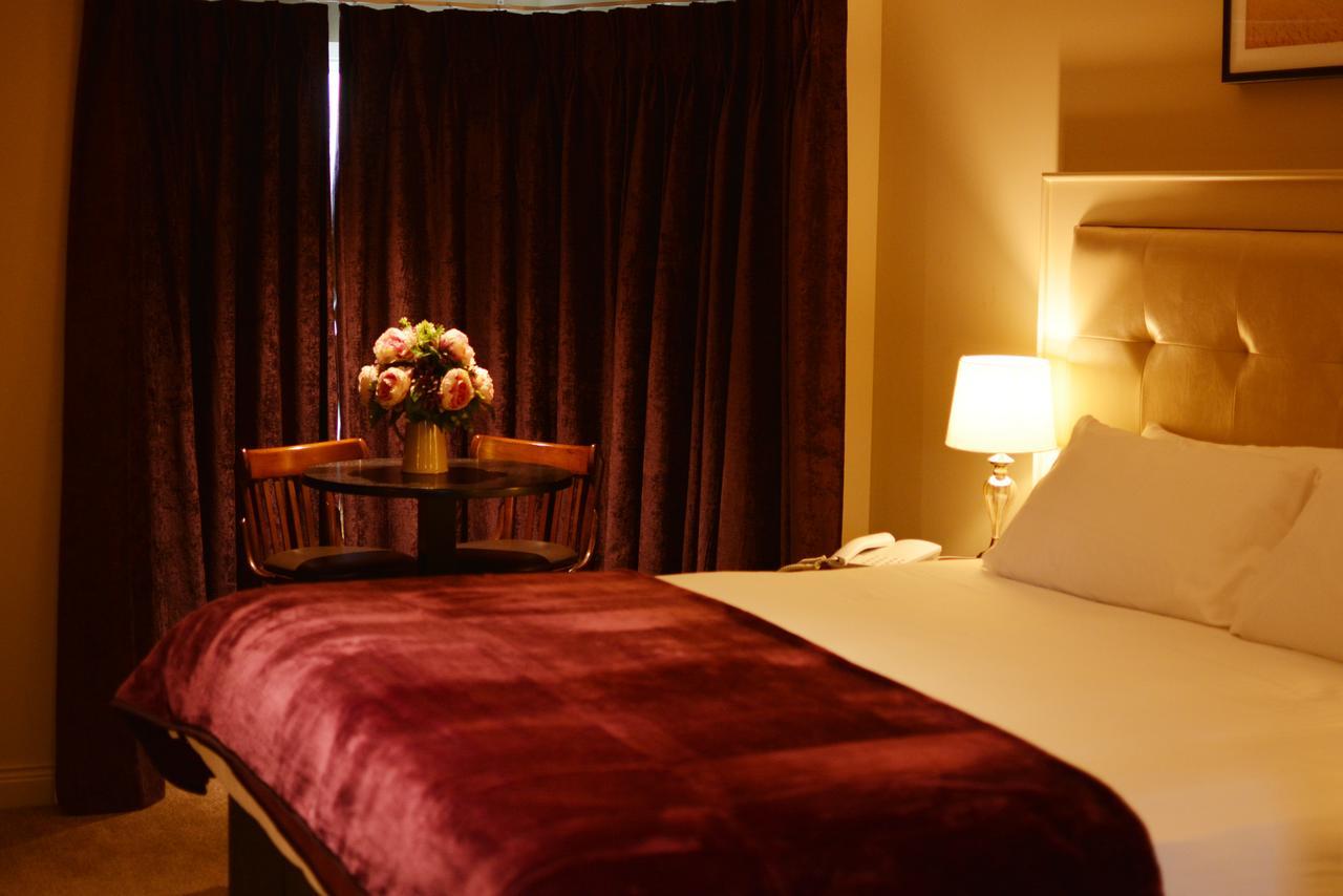 Rooms At Rue Omagh Kültér fotó